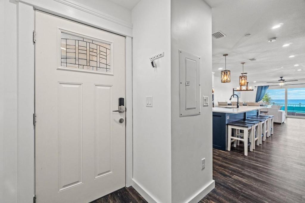 Newly Remodeled Beachfront Townhome - Sleeps 14 Panama City Beach Eksteriør bilde